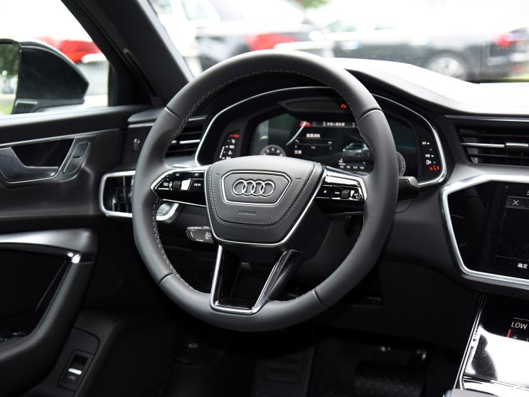 一汽-大众奥迪 奥迪A6L 2023款 45 TFSI 臻选动感型 一汽-大众奥迪 奥迪A6L 2023款 45 TFSI 臻选动感型