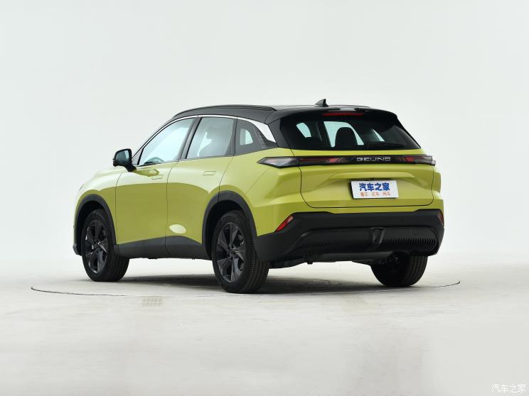 北京汽车 魔方 2022款 1.5T DCT星耀版 北京汽车 魔方 2022款 1.5T DCT星耀版