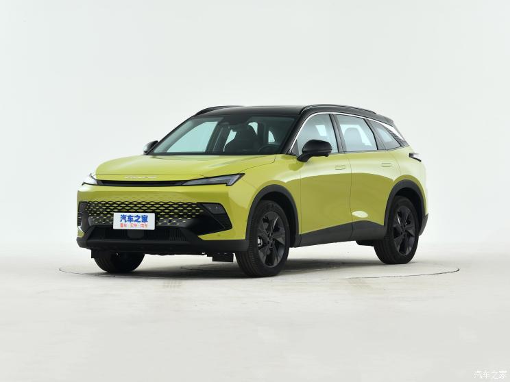 北京汽车 魔方 2022款 1.5T DCT星耀版 北京汽车 魔方 2022款 1.5T DCT星耀版