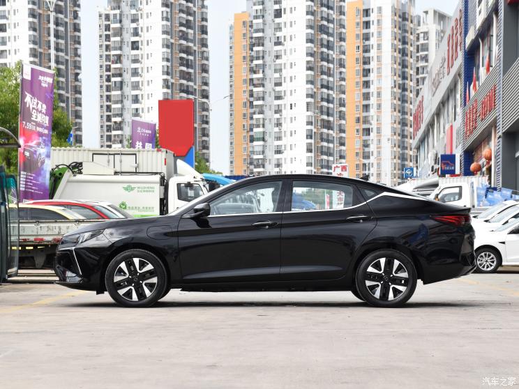 江汽集团 思皓爱跑 2022款 一马当先 50.1kWh 江汽集团 思皓爱跑 2022款 一马当先 50.1kWh