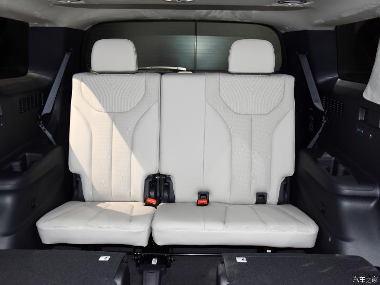 现代(进口) 帕里斯帝 2023款 3.5L 自动四驱Calligraphy 现代(进口) 帕里斯帝 2023款 3.5L 自动四驱Calligraphy