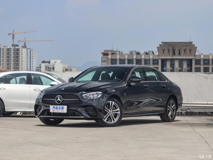 北京奔驰 奔驰E级 2022款 改款二 E 260 L 运动型 4MATIC 北京奔驰 奔驰E级 2022款 改款二 E 260 L 运动型 4MATIC