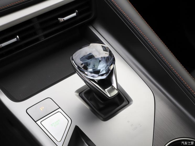 上汽集团 荣威RX5 2022款 330TGI 高配版 上汽集团 荣威RX5 2022款 330TGI 高配版