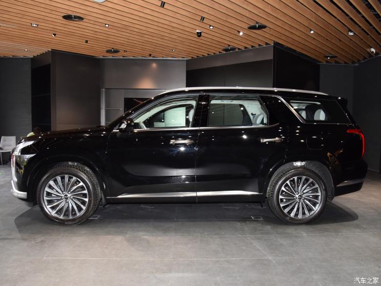 现代(进口) 帕里斯帝 2023款 3.5L 自动四驱Calligraphy 现代(进口) 帕里斯帝 2023款 3.5L 自动四驱Calligraphy