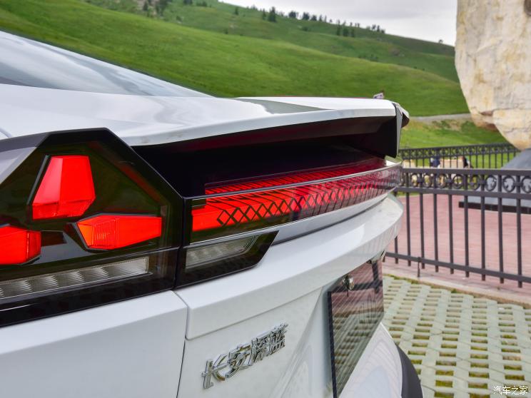 长安深蓝 长安深蓝SL03 2022款 1.5L 增程版 长安深蓝 长安深蓝SL03 2022款 1.5L 增程版