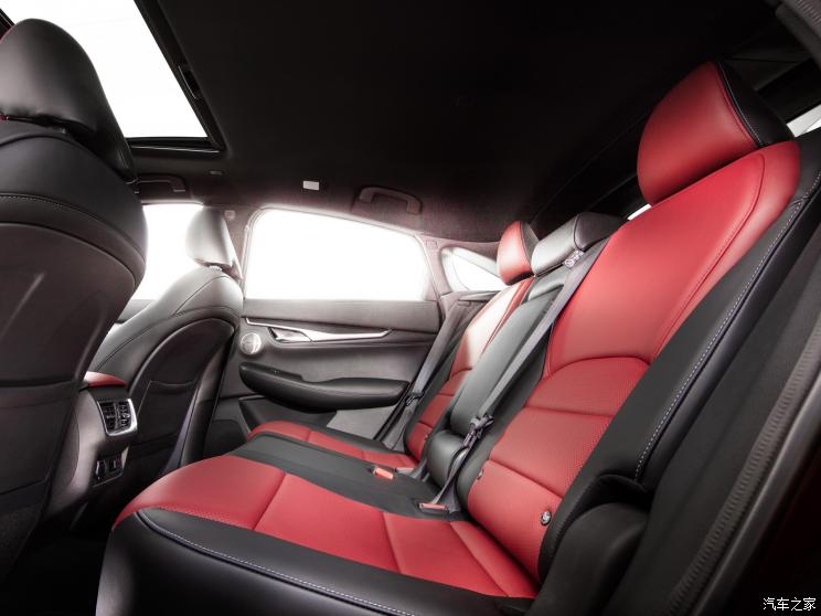 英菲尼迪(进口) 英菲尼迪QX55 2021款 基本型 英菲尼迪(进口) 英菲尼迪QX55 2021款 基本型