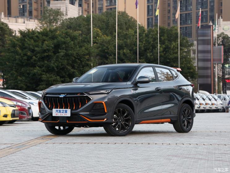 长安汽车 长安欧尚X5 2022款 运动版 1.5T DCT旋风冲锋 长安汽车 长安欧尚X5 2022款 运动版 1.5T DCT旋风冲锋