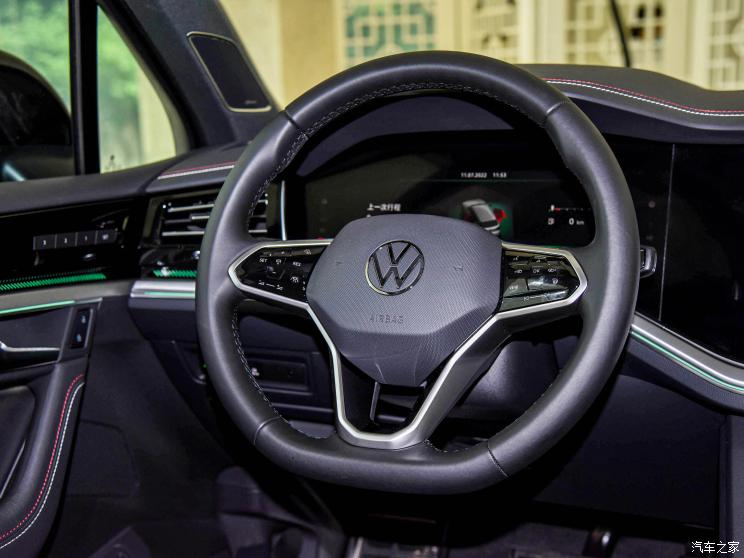 大众(进口) 途锐 2022款 3.0TSI R-Line Edition 20 大众(进口) 途锐 2022款 3.0TSI R-Line Edition 20