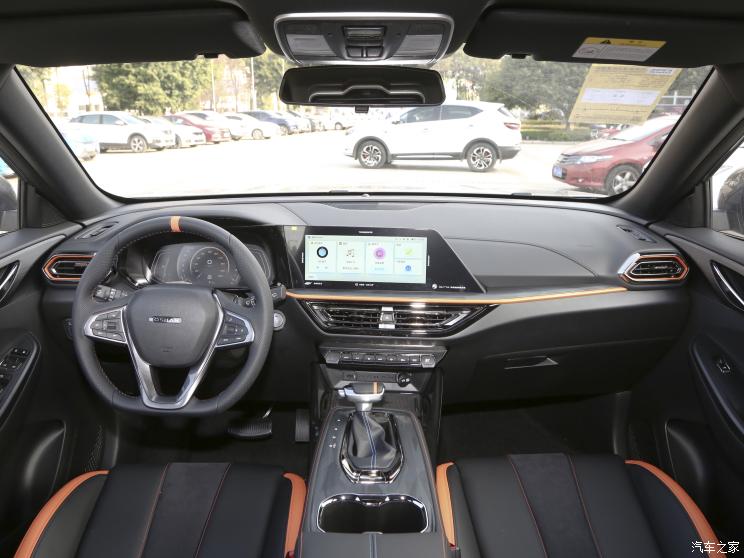 长安汽车 长安欧尚X5 2022款 运动版 1.5T DCT旋风冲锋 长安汽车 长安欧尚X5 2022款 运动版 1.5T DCT旋风冲锋