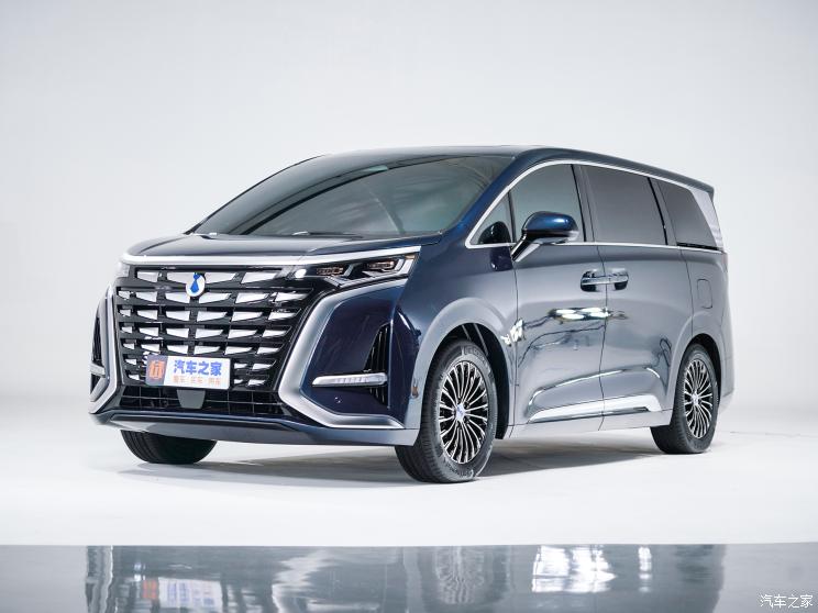 腾势汽车 腾势D9 2022款 DM-i 970 四驱旗舰型 腾势汽车 腾势D9 2022款 DM-i 970 四驱旗舰型