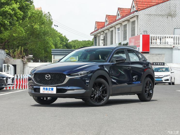 长安马自达 马自达CX-30 2022款 2.0L 自动黑曜版 长安马自达 马自达CX-30 2022款 2.0L 自动黑曜版