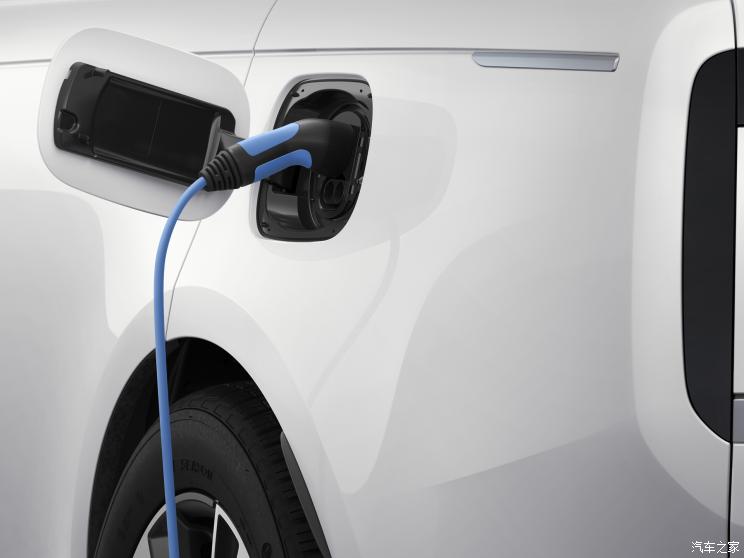 路虎(进口) 揽胜新能源 2022款 P440e SE 路虎(进口) 揽胜新能源 2022款 P440e SE