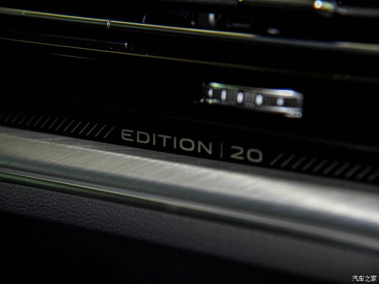 大众(进口) 途锐 2022款 3.0TSI R-Line Edition 20 大众(进口) 途锐 2022款 3.0TSI R-Line Edition 20