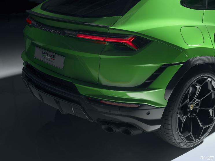 兰博基尼 Urus 2022款 Performante 兰博基尼 Urus 2022款 Performante