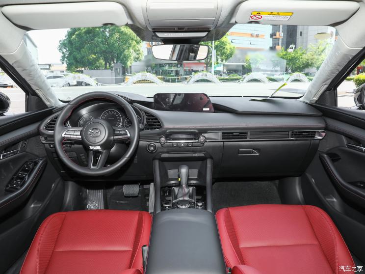 长安马自达 马自达3 昂克赛拉 2022款 2.0L 自动黑耀中配版 长安马自达 马自达3 昂克赛拉 2022款 2.0L 自动黑耀中配版