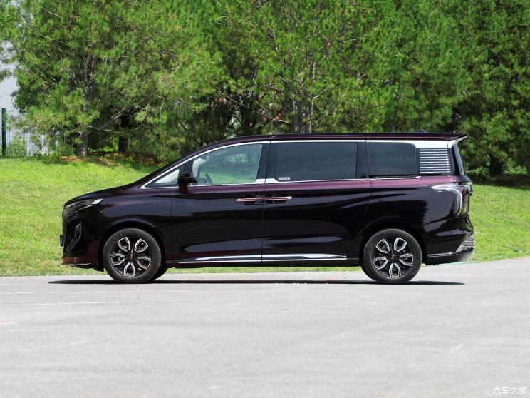 一汽红旗 红旗HQ9 2022款 2.0T 基本型 一汽红旗 红旗HQ9 2022款 2.0T 基本型