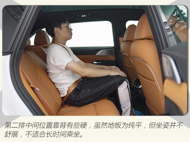 小鹏汽车 小鹏G9 2022款 两驱基本型 小鹏汽车 小鹏G9 2022款 两驱基本型