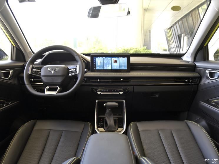 上汽通用五菱 五菱星驰 2022款 1.5T 基本型 上汽通用五菱 五菱星驰 2022款 1.5T 基本型