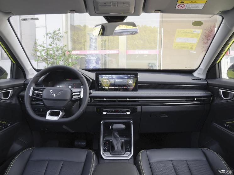 上汽通用五菱 五菱星驰 2022款 1.5T CVT基本型 上汽通用五菱 五菱星驰 2022款 1.5T CVT基本型