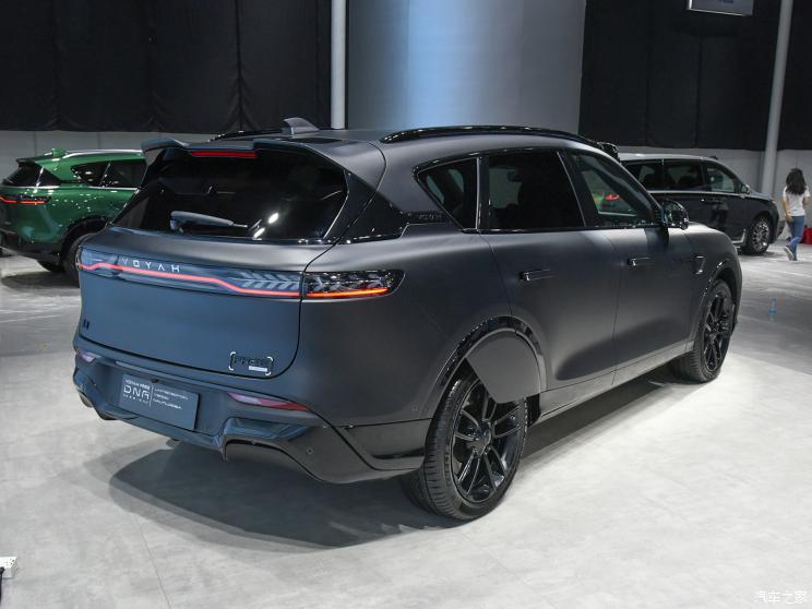 岚图汽车 岚图FREE 2022款 DNA Design 纯电版 岚图汽车 岚图FREE 2022款 DNA Design 纯电版