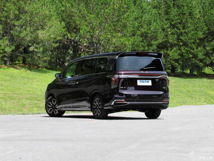 一汽红旗 红旗HQ9 2022款 2.0T 基本型 一汽红旗 红旗HQ9 2022款 2.0T 基本型