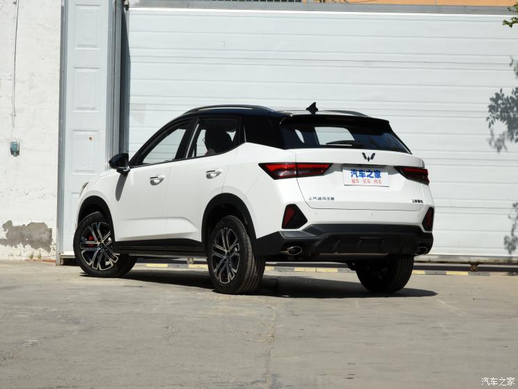 上汽通用五菱 五菱星驰 2022款 1.5T CVT基本型 上汽通用五菱 五菱星驰 2022款 1.5T CVT基本型