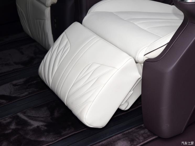 一汽红旗 红旗HQ9 2022款 2.0T 基本型 一汽红旗 红旗HQ9 2022款 2.0T 基本型