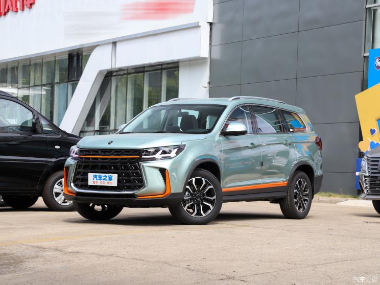 东风风行 风行T5 2022款 马赫版 1.5T DCT激擎款 东风风行 风行T5 2022款 马赫版 1.5T DCT激擎款