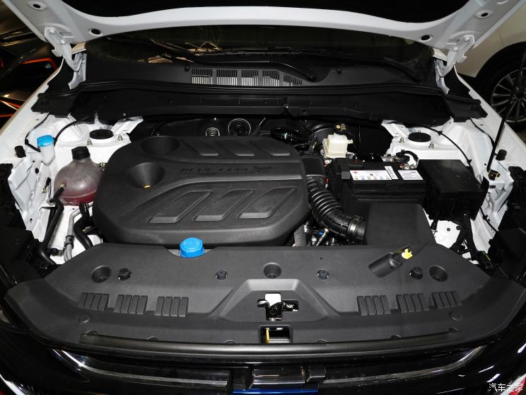 长安汽车 长安欧尚X7 PLUS 2022款 1.5T 蓝鲸版自动尊享型 7座