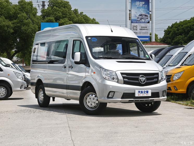 福田汽车 图雅诺 2022款 2.0T手动通途多功能长轴中顶后单胎5/6/7/9座4F20TC3