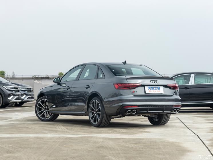 奥迪(进口) 奥迪S4 2022款 S4 3.0TFSI 奥迪(进口) 奥迪S4 2022款 S4 3.0TFSI