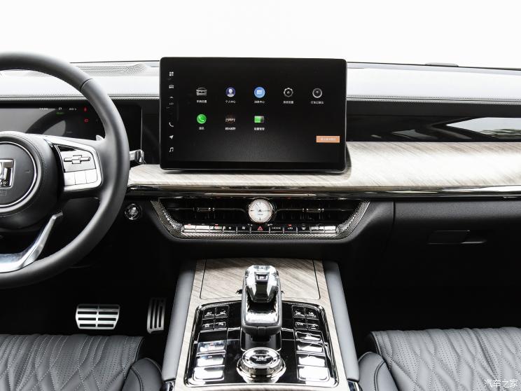 长城汽车 坦克500 2022款 3.0T 黑武士限定版 5座 长城汽车 坦克500 2022款 3.0T 黑武士限定版 5座