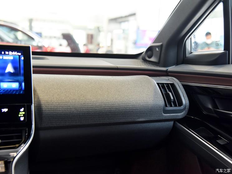 广汽丰田 广汽丰田bZ4X 2022款 X-MODE 四驱Pro 广汽丰田 广汽丰田bZ4X 2022款 X-MODE 四驱Pro