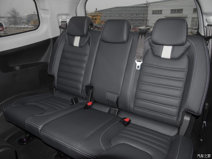 东风风行 风行SX6 2022款 1.6L 手动豪华型-青春版 东风风行 风行SX6 2022款 1.6L 手动豪华型-青春版