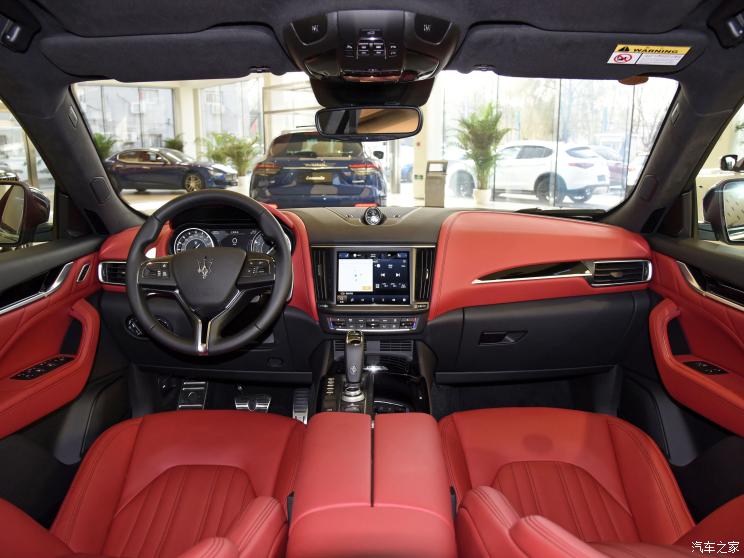 玛莎拉蒂 Levante 2022款 2.0T GT锋芒版 玛莎拉蒂 Levante 2022款 2.0T GT锋芒版
