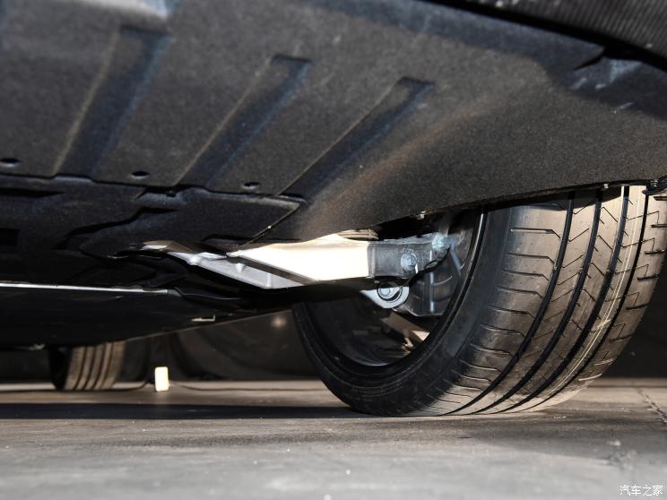 路特斯 ELETRE 2023款 R+ 路特斯 ELETRE 2023款 R+