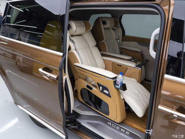 联合改装 iMAX8全家版 2023款 2.0T 全家挚爱版 联合改装 iMAX8全家版 2023款 2.0T 全家挚爱版