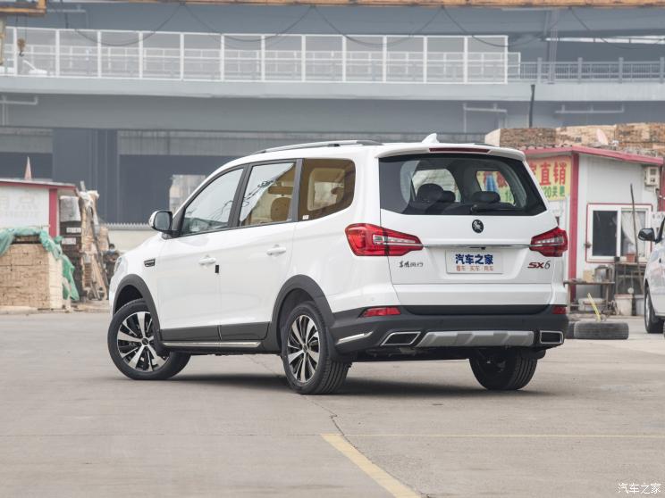 东风风行 风行SX6 2022款 1.6L 手动豪华型-青春版 东风风行 风行SX6 2022款 1.6L 手动豪华型-青春版