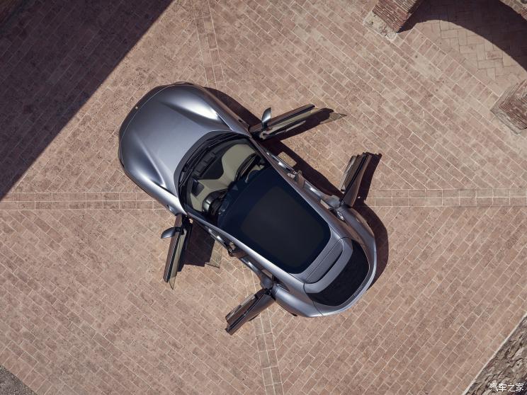 法拉利 Purosangue 2022款 6.5L V12 法拉利 Purosangue 2022款 6.5L V12