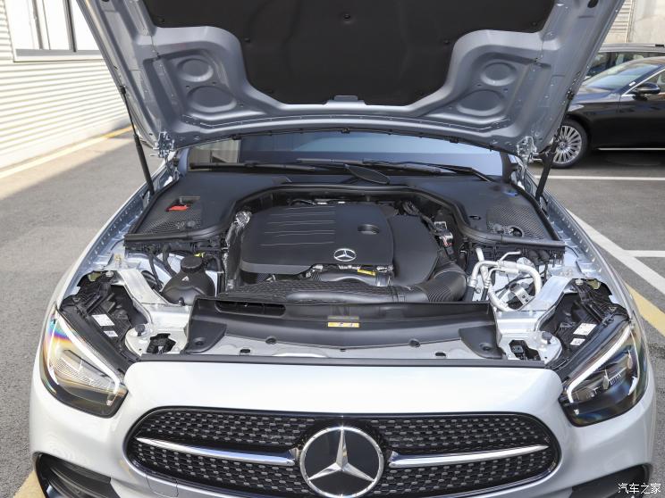 奔驰(进口) 奔驰E级(进口) 2022款 E 260 时尚型运动版 奔驰(进口) 奔驰E级(进口) 2022款 E 260 时尚型运动版