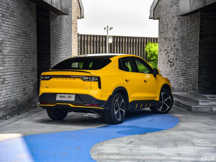 爱驰汽车 爱驰U6 2022款 PLAY 爱驰汽车 爱驰U6 2022款 PLAY