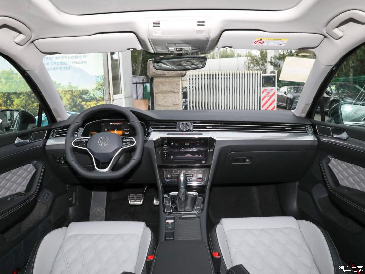 一汽-大众 迈腾 2022款 330TSI DSG领先型 一汽-大众 迈腾 2022款 330TSI DSG领先型