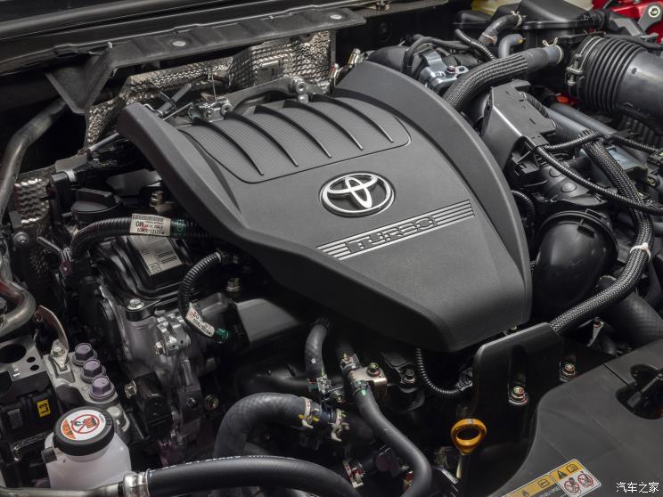 丰田(进口) 皇冠(进口) 2022款 Crossover Platinum 美国版 丰田(进口) 皇冠(进口) 2022款 Crossover Platinum 美国版