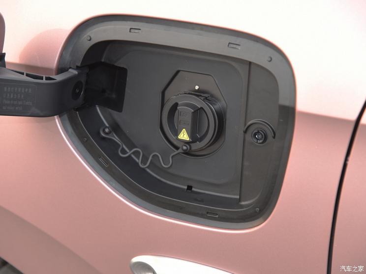 长城汽车 欧拉闪电猫 2022款 555km 标准续航版 长城汽车 欧拉闪电猫 2022款 555km 标准续航版