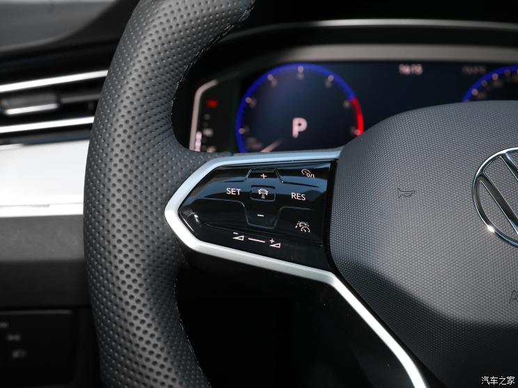 一汽-大众 迈腾 2023款 200万辆纪念版 380TSI DSG旗舰型 一汽-大众 迈腾 2023款 200万辆纪念版 380TSI DSG旗舰型