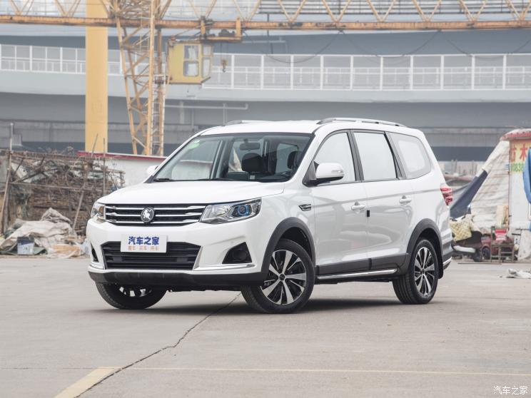 东风风行 风行SX6 2022款 1.6L 手动豪华型-青春版 东风风行 风行SX6 2022款 1.6L 手动豪华型-青春版