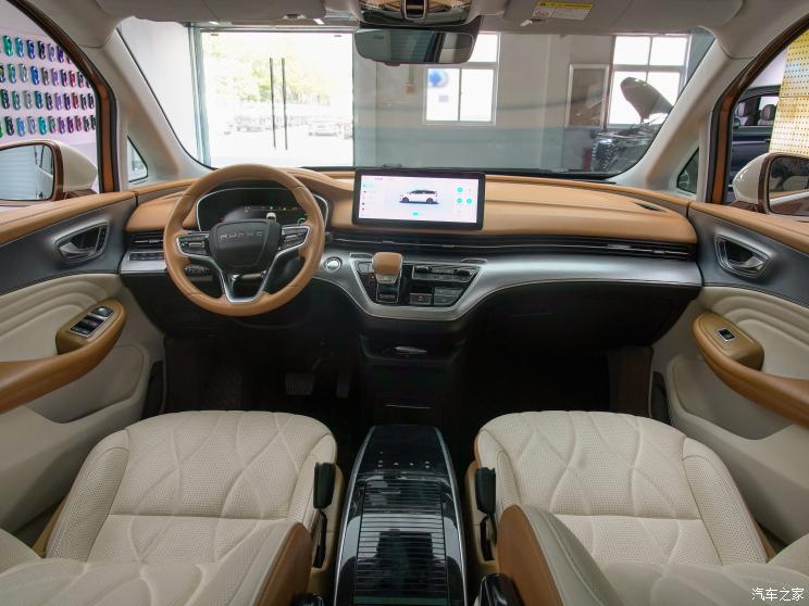 联合改装 iMAX8全家版 2023款 2.0T 全家挚爱版 联合改装 iMAX8全家版 2023款 2.0T 全家挚爱版