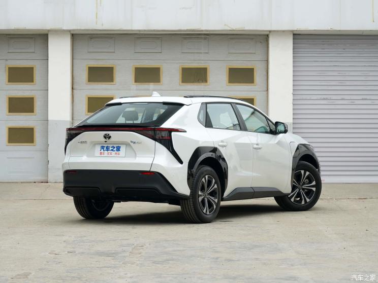 一汽丰田 一汽丰田bZ4X 2022款 两驱畅享版 一汽丰田 一汽丰田bZ4X 2022款 两驱畅享版