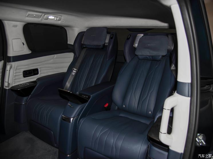 上汽通用别克 别克GL8 2023款 世纪CENTURY 四座