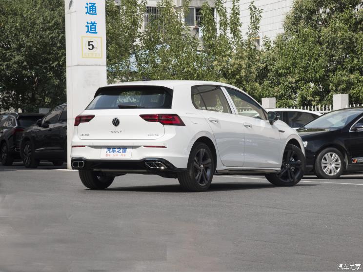 一汽-大众 高尔夫 2023款 280TSI DSG R-Line Lite 一汽-大众 高尔夫 2023款 280TSI DSG R-Line Lite